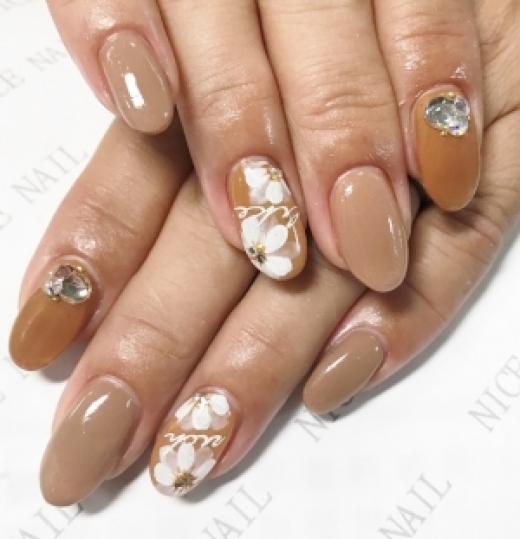 [ネイルカタログ] ネイルサロン ナイスネイル守口店の人気ネイルデザインを更新しました！