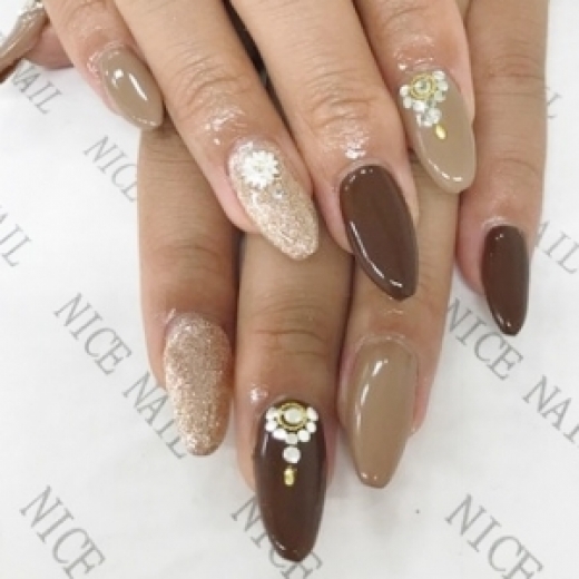 [ネイルカタログ] ネイルサロン ナイスネイル和歌山店の人気ネイルデザインを更新しました！