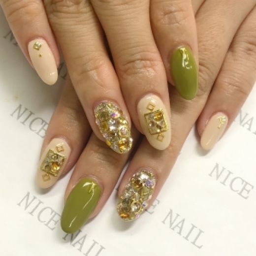 [ネイルカタログ] ネイルサロン ナイスネイル川崎店の人気ネイルデザインを更新しました！