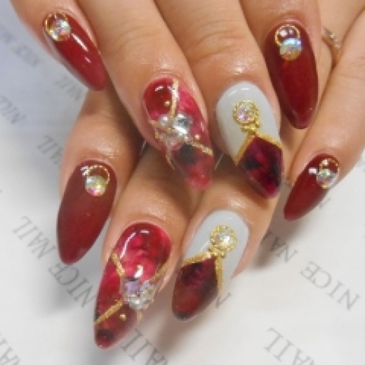 [ネイルカタログ] ネイルサロン ナイスネイル和泉府中店の人気ネイルデザインを更新しました！