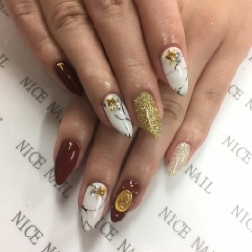 [ネイルカタログ] ネイルサロン ナイスネイル京都伏見店の人気ネイルデザインを更新しました！