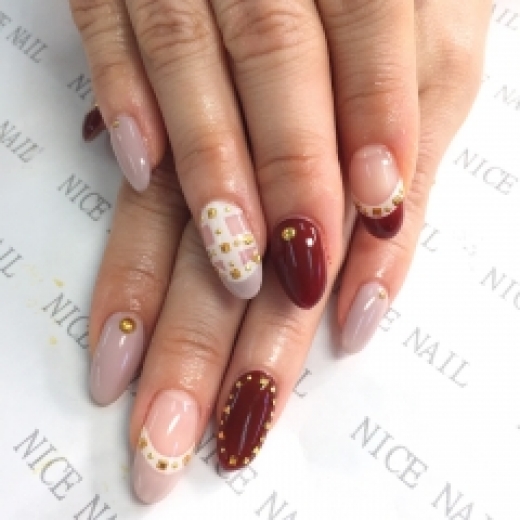 [ネイルカタログ] ネイルサロン ナイスネイルなんば店の人気ネイルデザインを更新しました！
