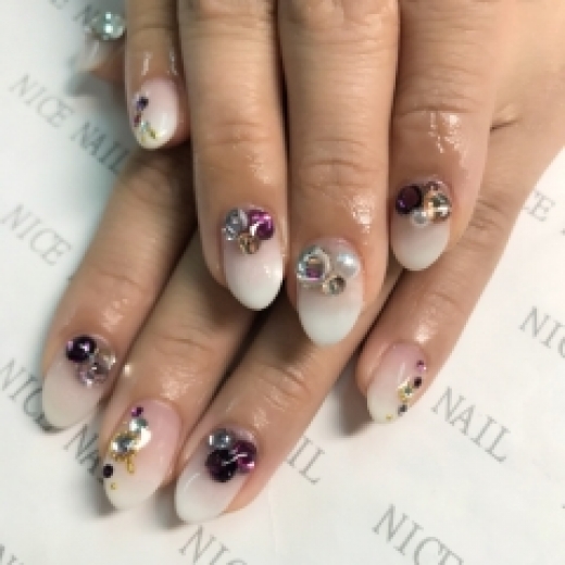 [ネイルカタログ] ネイルサロン ナイスネイルなんば店の人気ネイルデザインを更新しました！