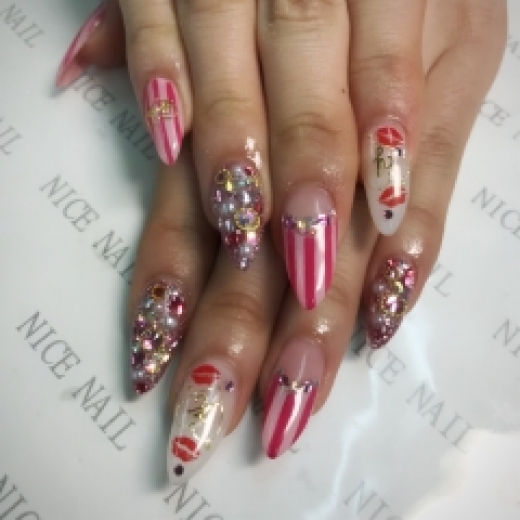 [ネイルカタログ] ネイルサロン ナイスネイルなんば店の人気ネイルデザインを更新しました！