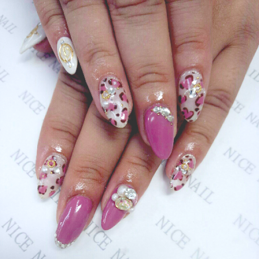 2018/10/22[ネイルカタログ] ネイルサロン ナイスネイル藤沢店の人気ネイルデザインを更新しました！