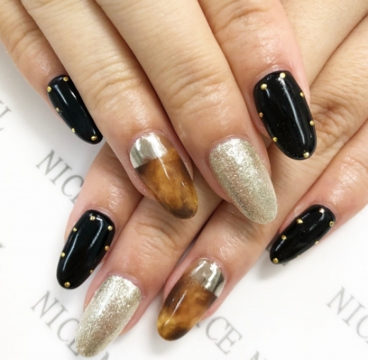 2018/11/08[ネイルカタログ] ネイルサロン ナイスネイル大宮店の人気ネイルデザインを更新しました！