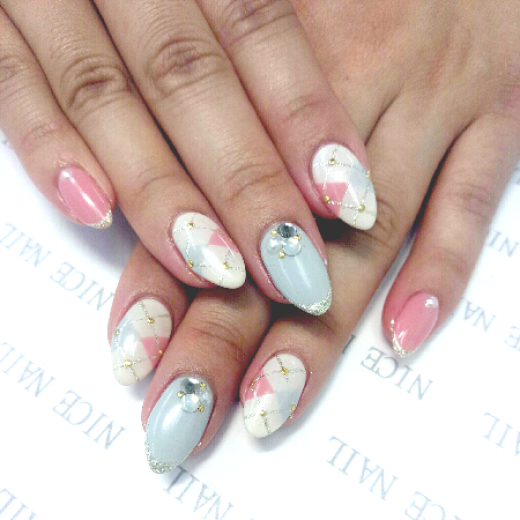 2018/11/19[ネイルカタログ] ネイルサロン ナイスネイル三国ヶ丘店の人気ネイルデザインを更新しました！