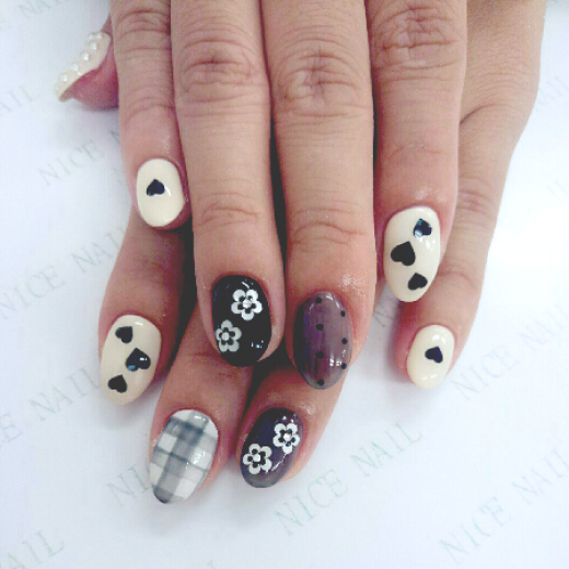 2018/11/28[ネイルカタログ] ネイルサロン ナイスネイル姫路店の人気ネイルデザインを更新しました！