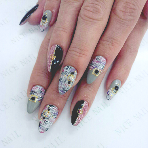 2018/12/04[ネイルカタログ] ネイルサロン ナイスネイル姫路店の人気ネイルデザインを更新しました！