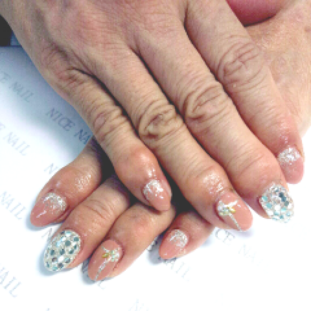 [ネイルカタログ] ネイルサロン ナイスネイルの人気ネイルデザインを更新しました！