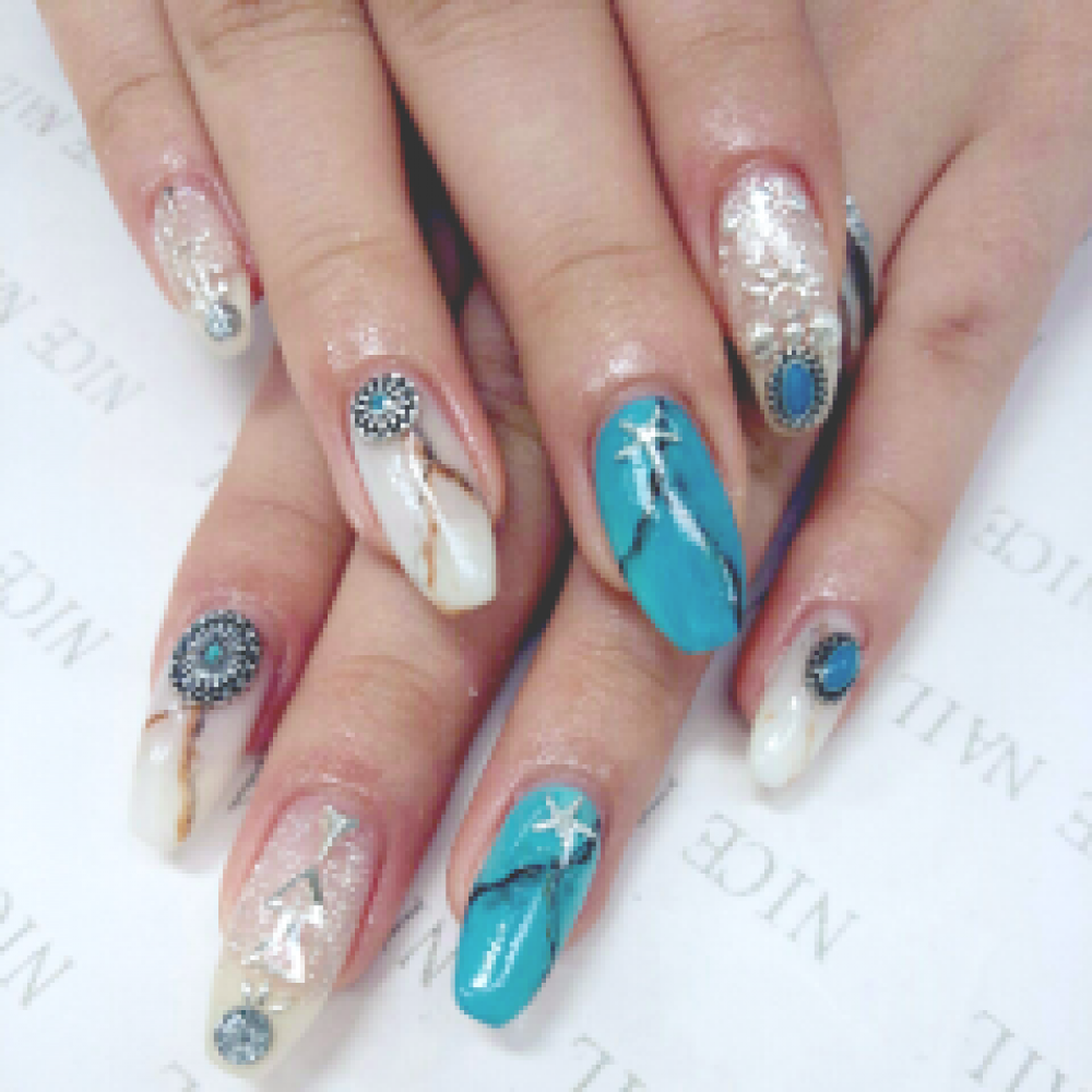 [ネイルカタログ] ネイルサロン ナイスネイルの人気ネイルデザインを更新しました！