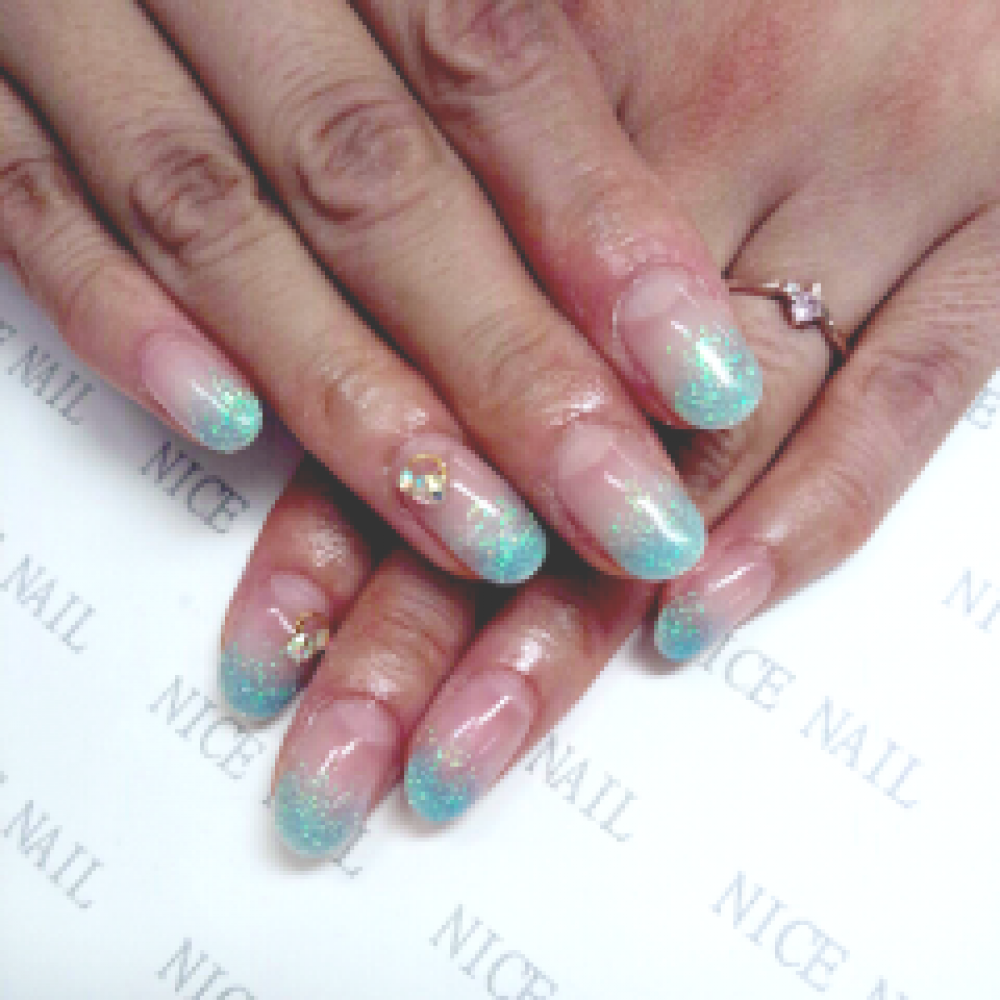 [ネイルカタログ] ネイルサロン ナイスネイルの人気ネイルデザインを更新しました！