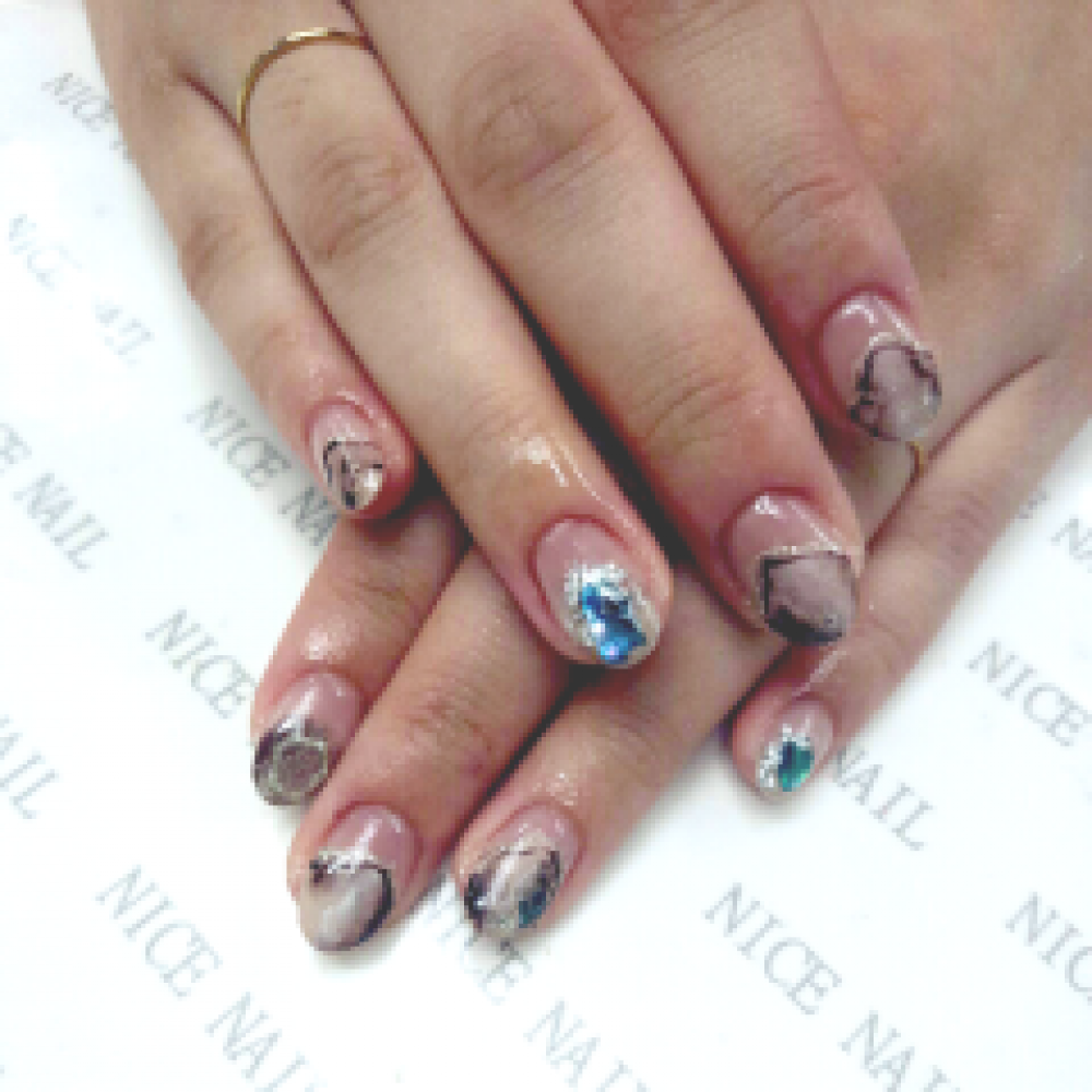 [ネイルカタログ] ネイルサロン ナイスネイルの人気ネイルデザインを更新しました！