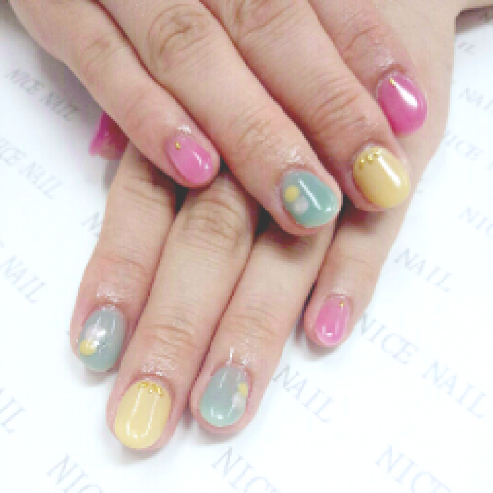 [ネイルカタログ] ネイルサロン ナイスネイルの人気ネイルデザインを更新しました！