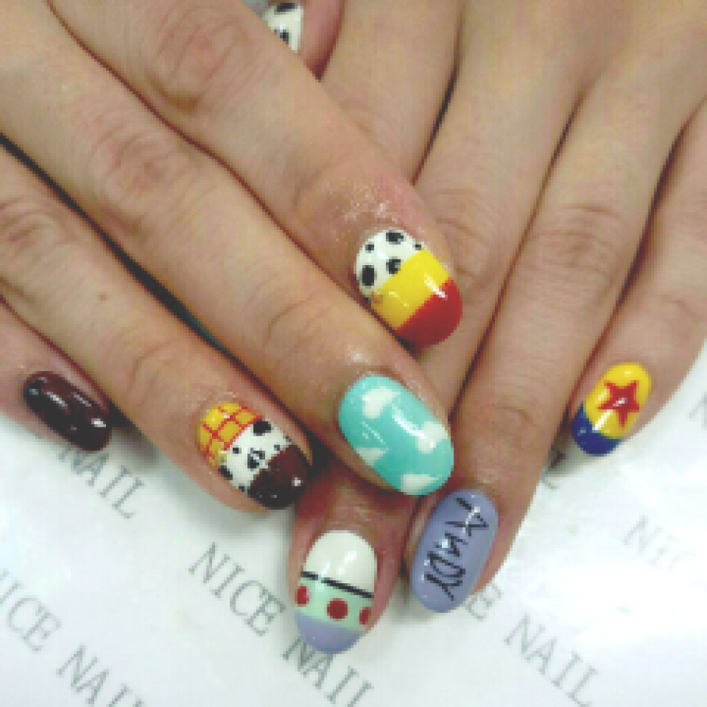 [ネイルカタログ] ネイルサロン ナイスネイルの人気ネイルデザインを更新しました！