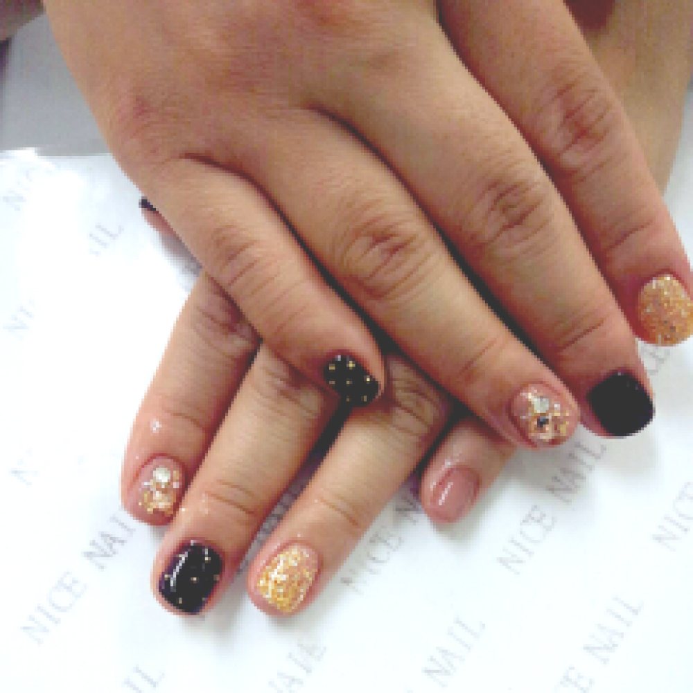 [ネイルカタログ] ネイルサロン ナイスネイルの人気ネイルデザインを更新しました！