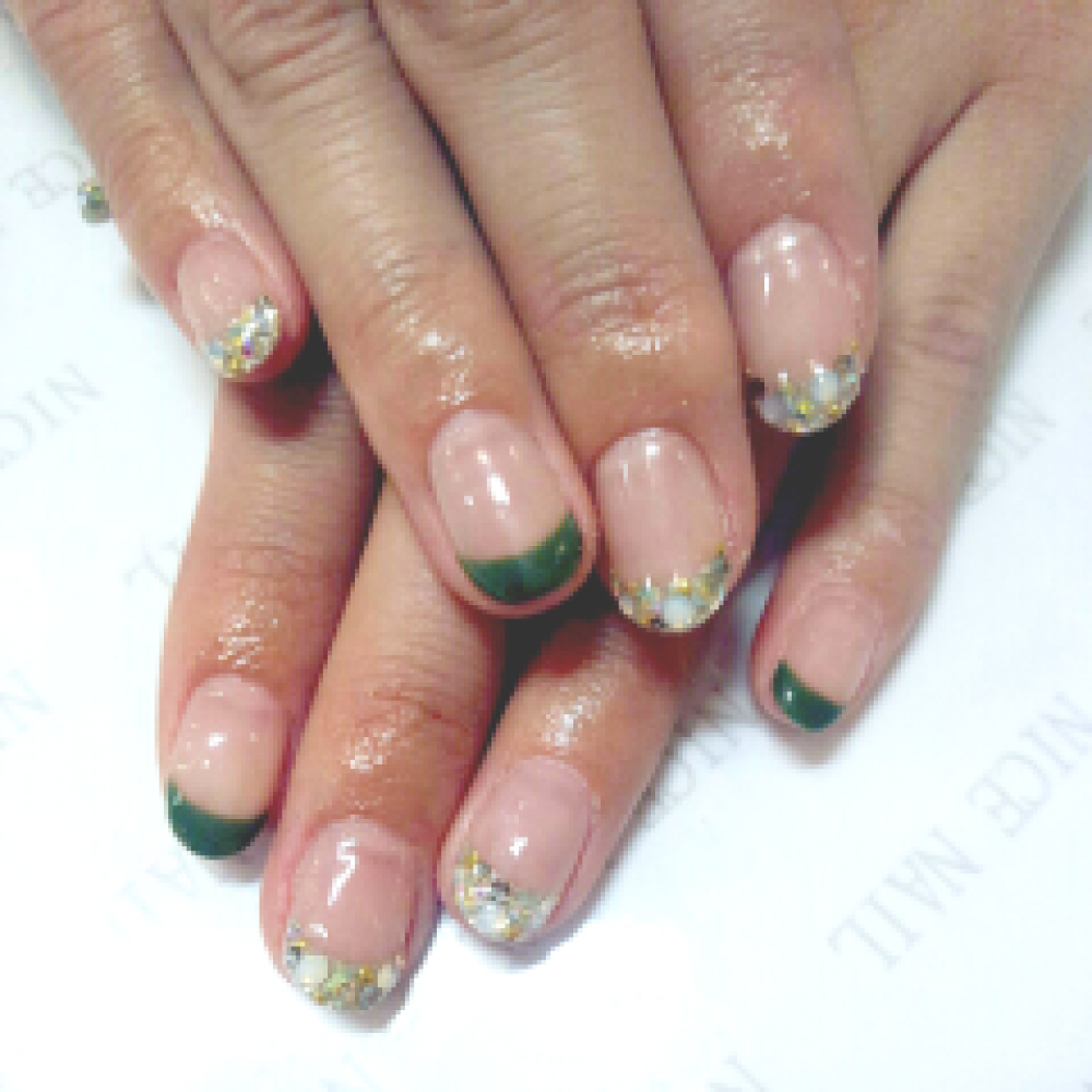 [ネイルカタログ] ネイルサロン ナイスネイルの人気ネイルデザインを更新しました！