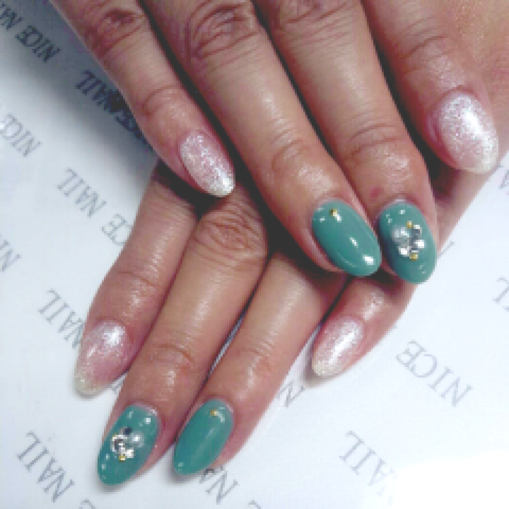 [ネイルカタログ] ネイルサロン ナイスネイルの人気ネイルデザインを更新しました！