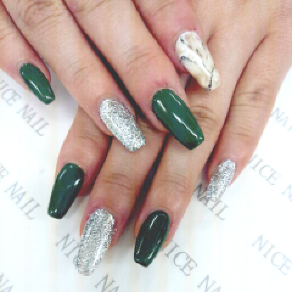 [ネイルカタログ] ネイルサロン ナイスネイルの人気ネイルデザインを更新しました！