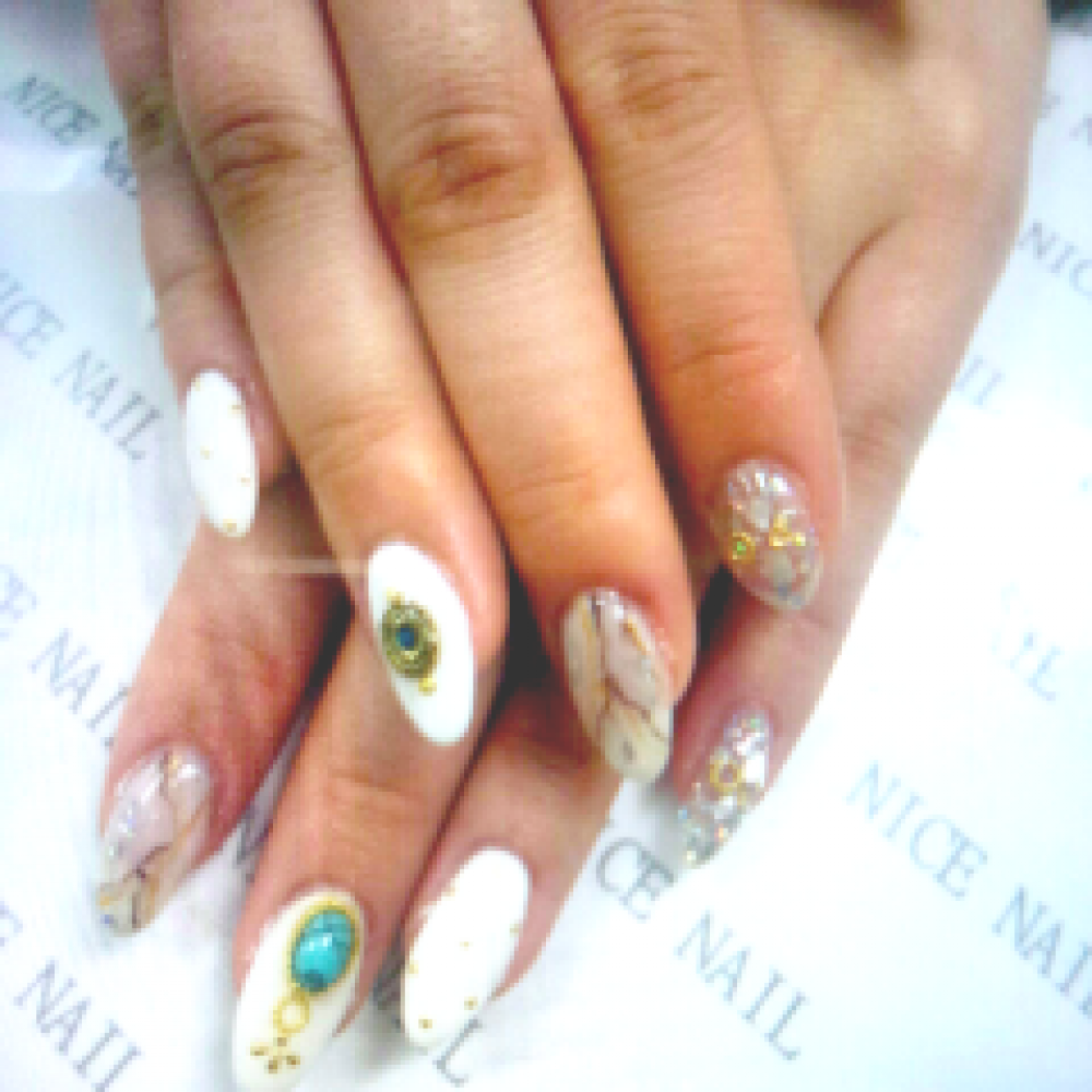 [ネイルカタログ] ネイルサロン ナイスネイルの人気ネイルデザインを更新しました！