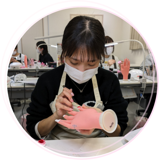 ネイリスト検定3級とジェル検定初級が無料で取得可能